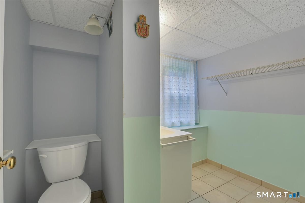 103 Grissom Road Manchester CT 06042