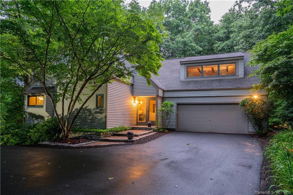 65 Buttonwood Hill Road Avon CT 06001