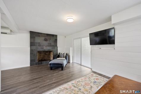 112 Joy Road Middlebury CT 06762