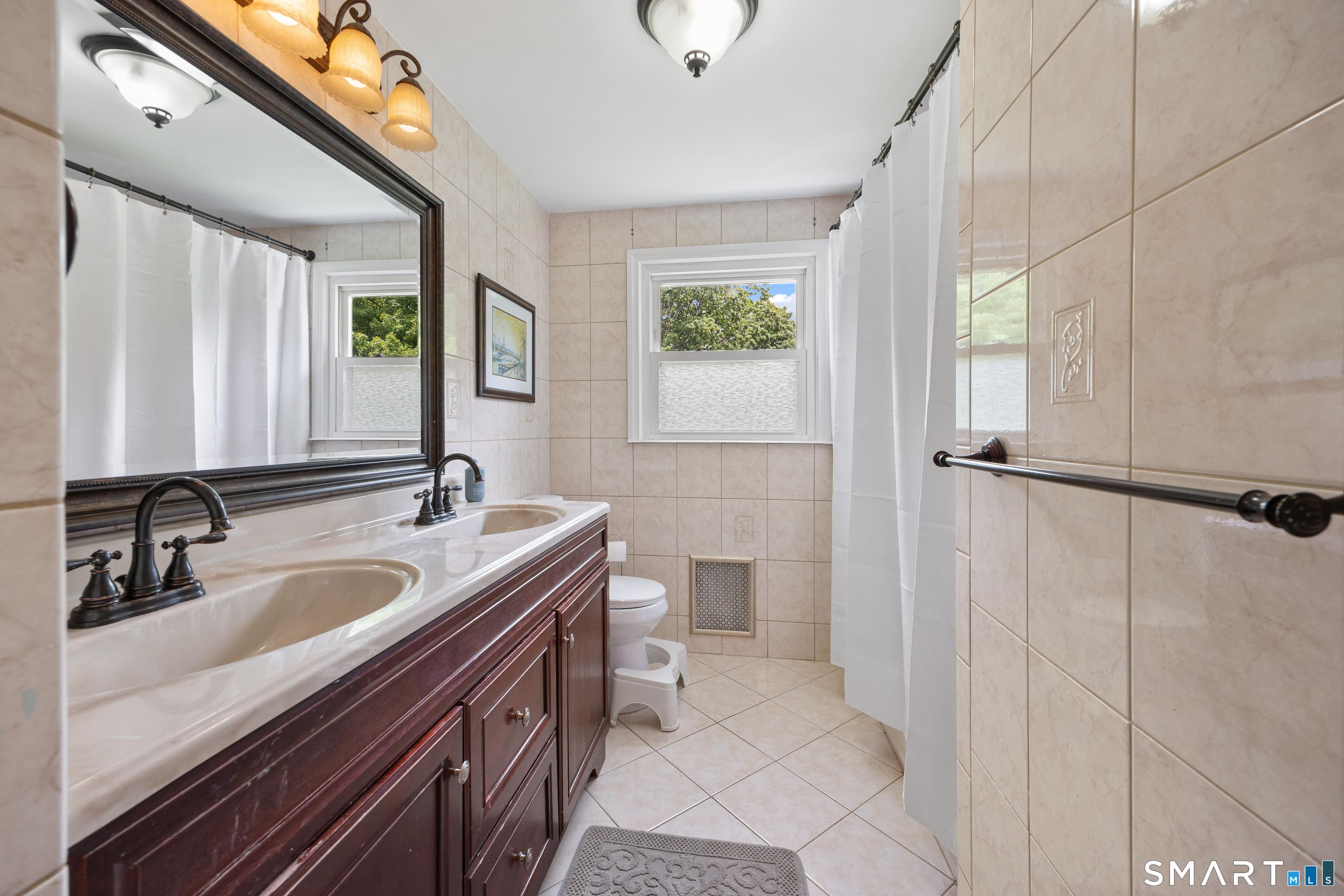 112 Joy Road Middlebury CT 06762
