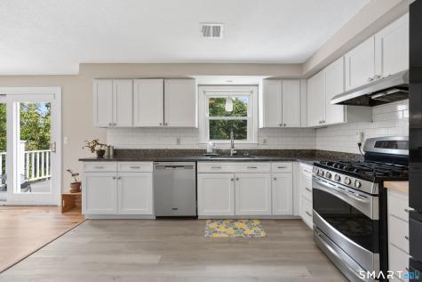112 Joy Road Middlebury CT 06762