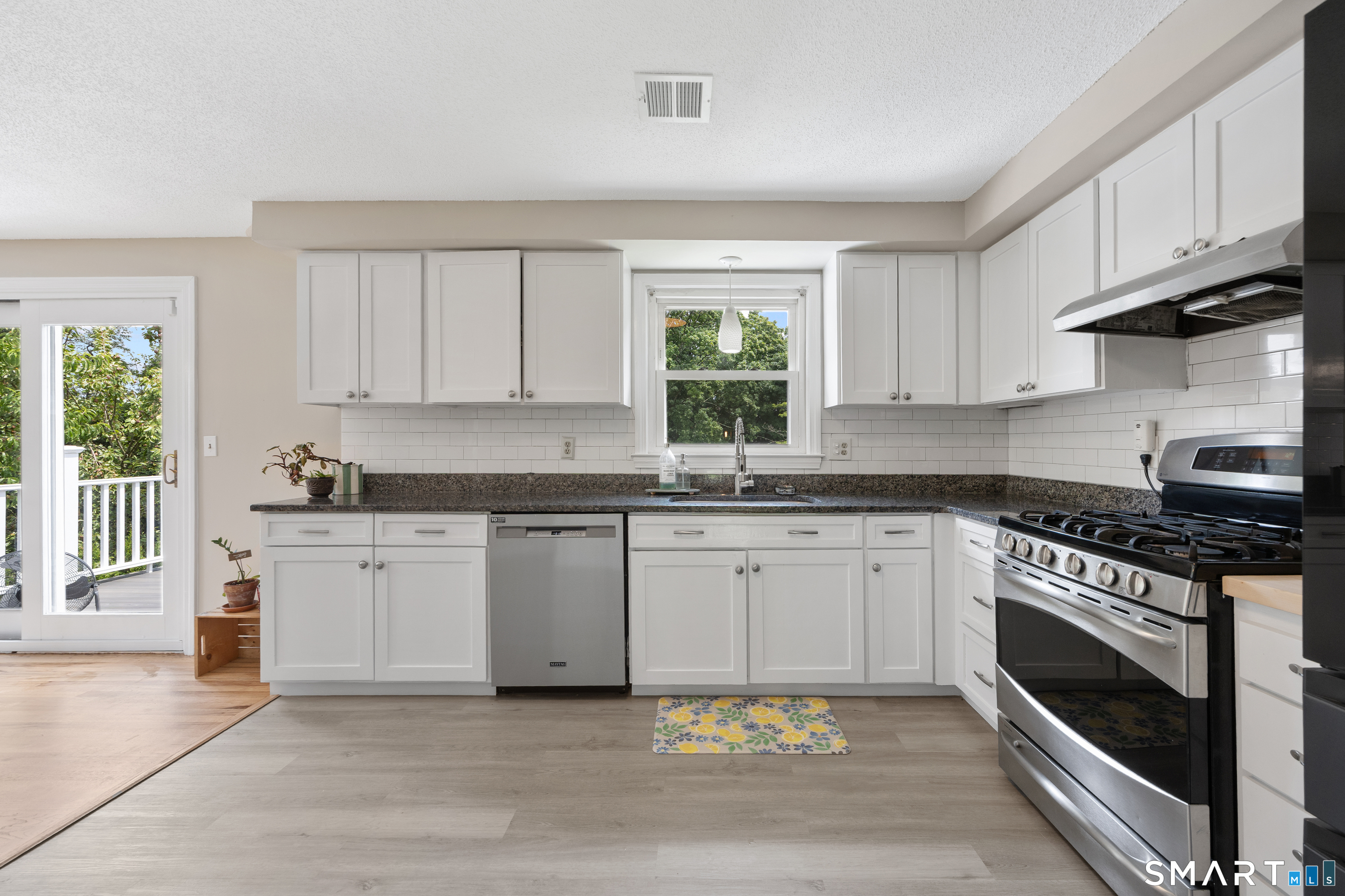 112 Joy Road Middlebury CT 06762