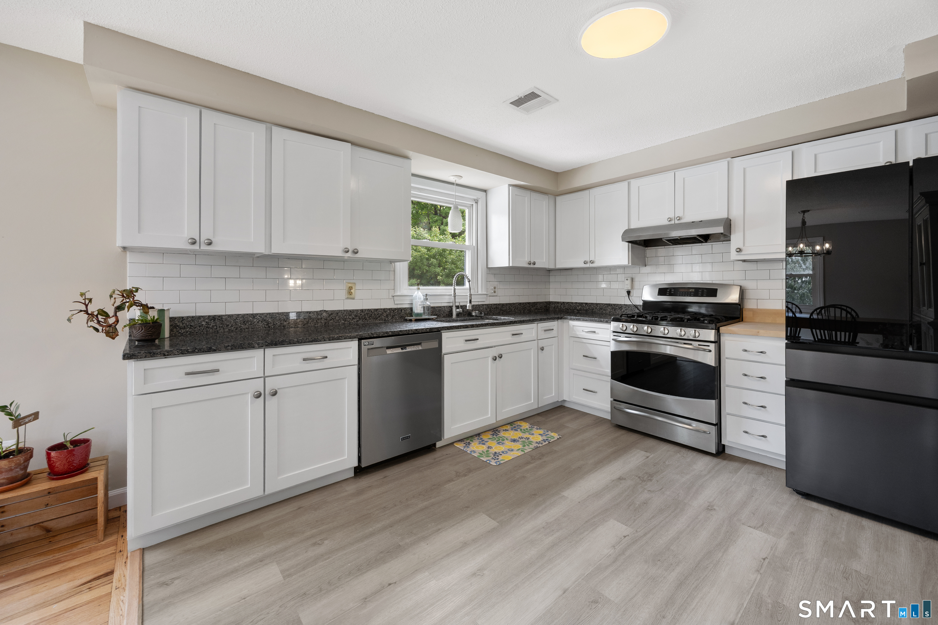 112 Joy Road Middlebury CT 06762