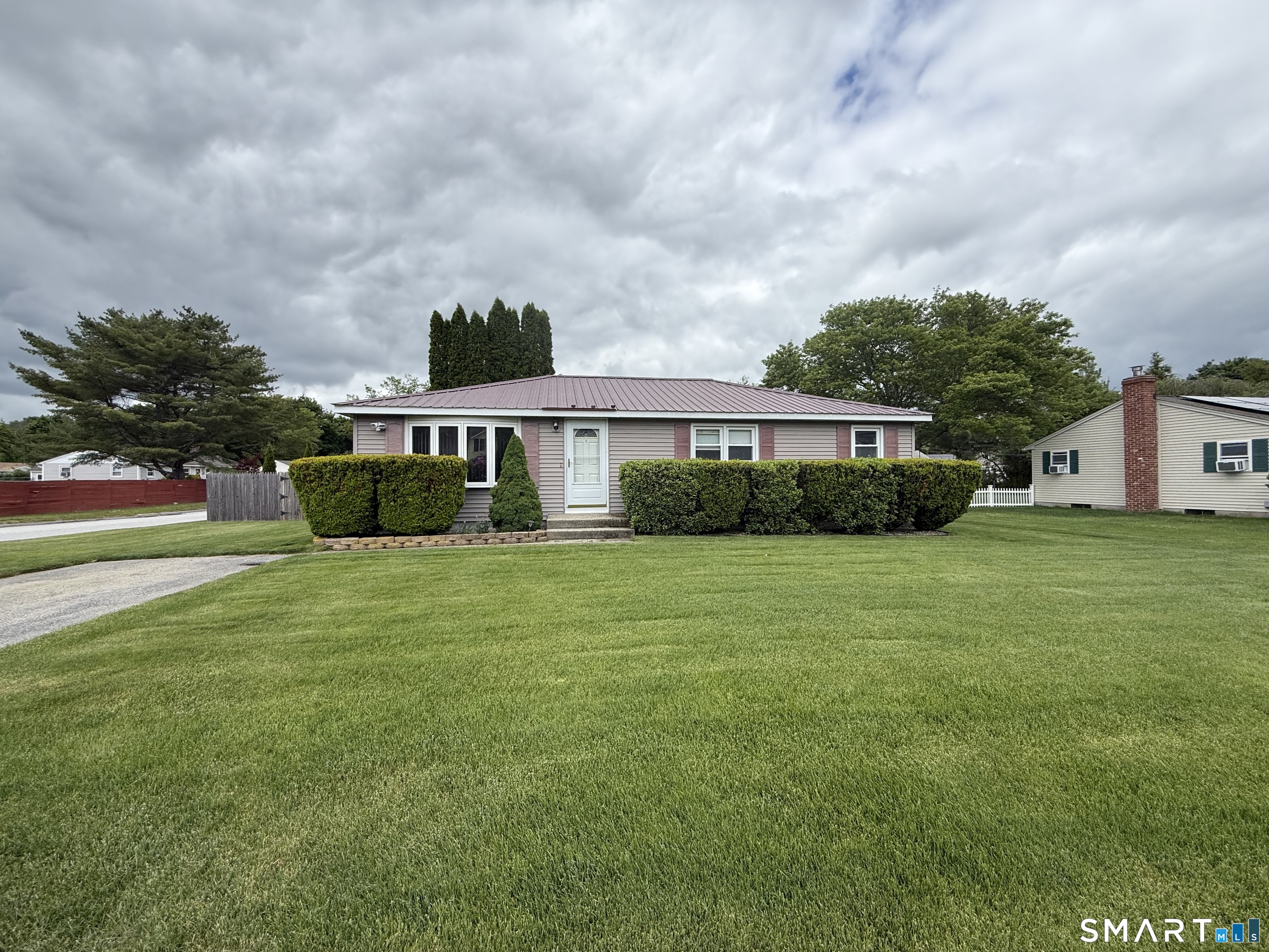 22 Porter Plain Road Thompson CT 06277