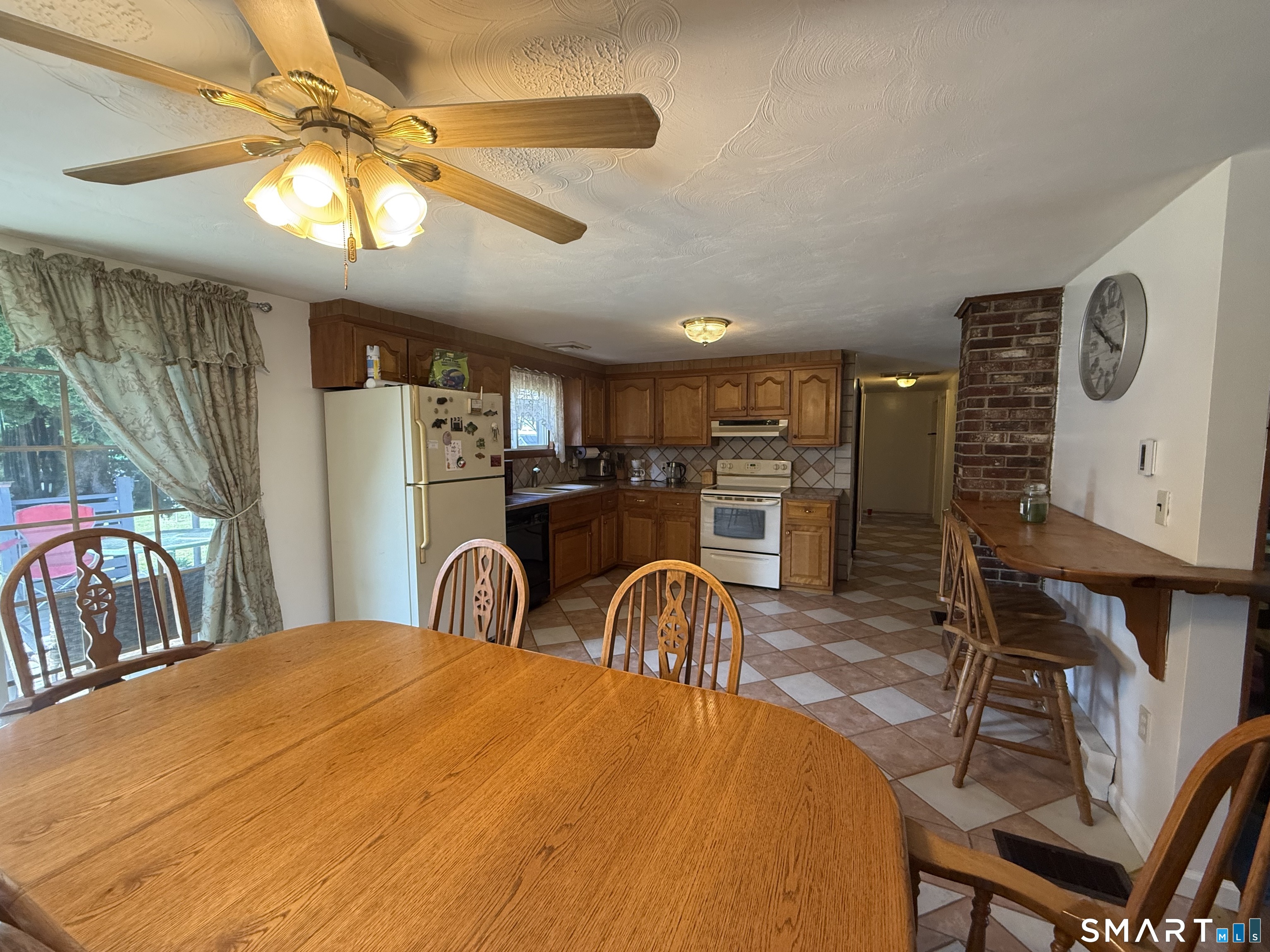 22 Porter Plain Road Thompson CT 06277