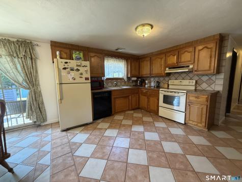 22 Porter Plain Road Thompson CT 06277