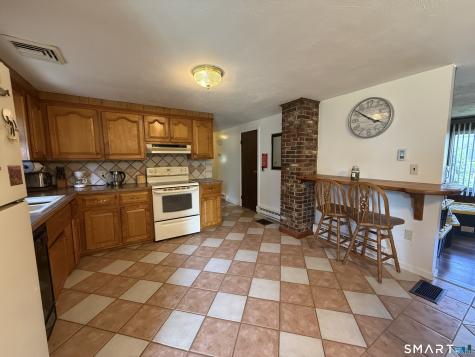 22 Porter Plain Road Thompson CT 06277