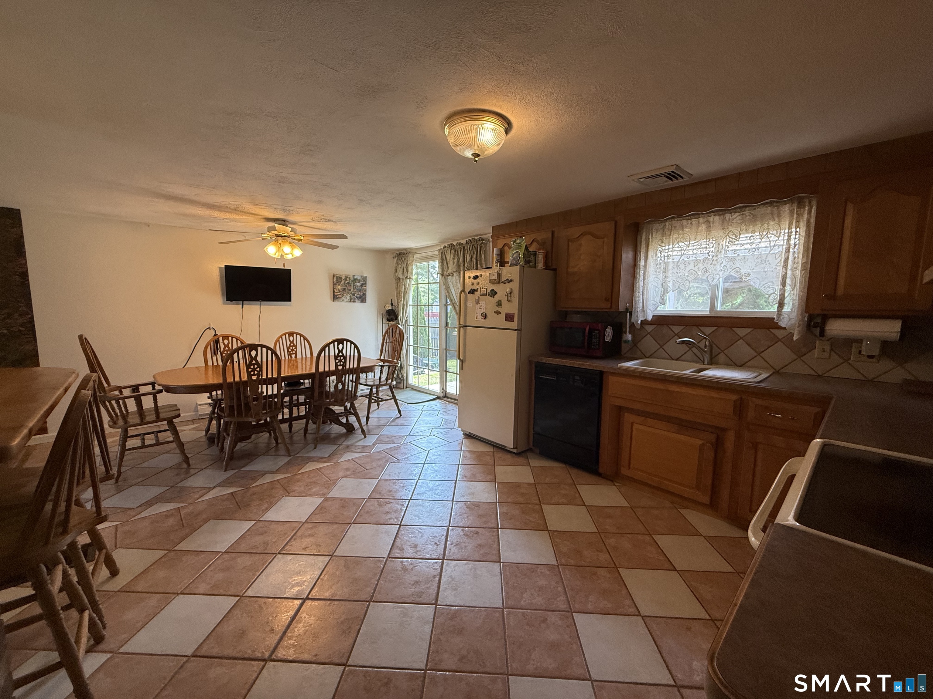 22 Porter Plain Road Thompson CT 06277