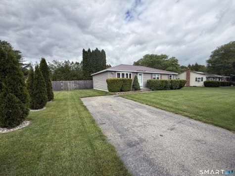 22 Porter Plain Road Thompson CT 06277