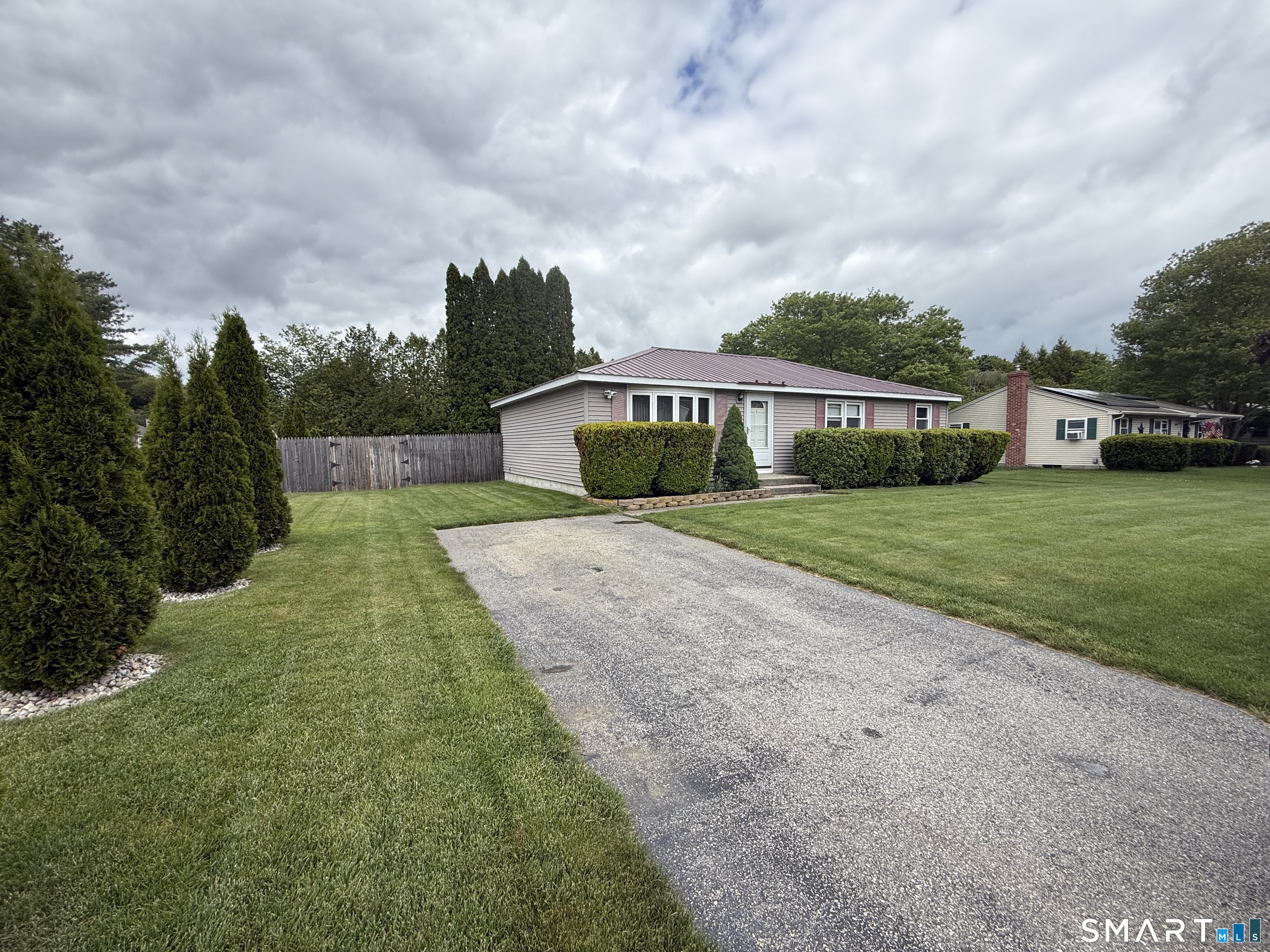 22 Porter Plain Road Thompson CT 06277