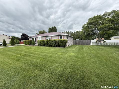 22 Porter Plain Road Thompson CT 06277