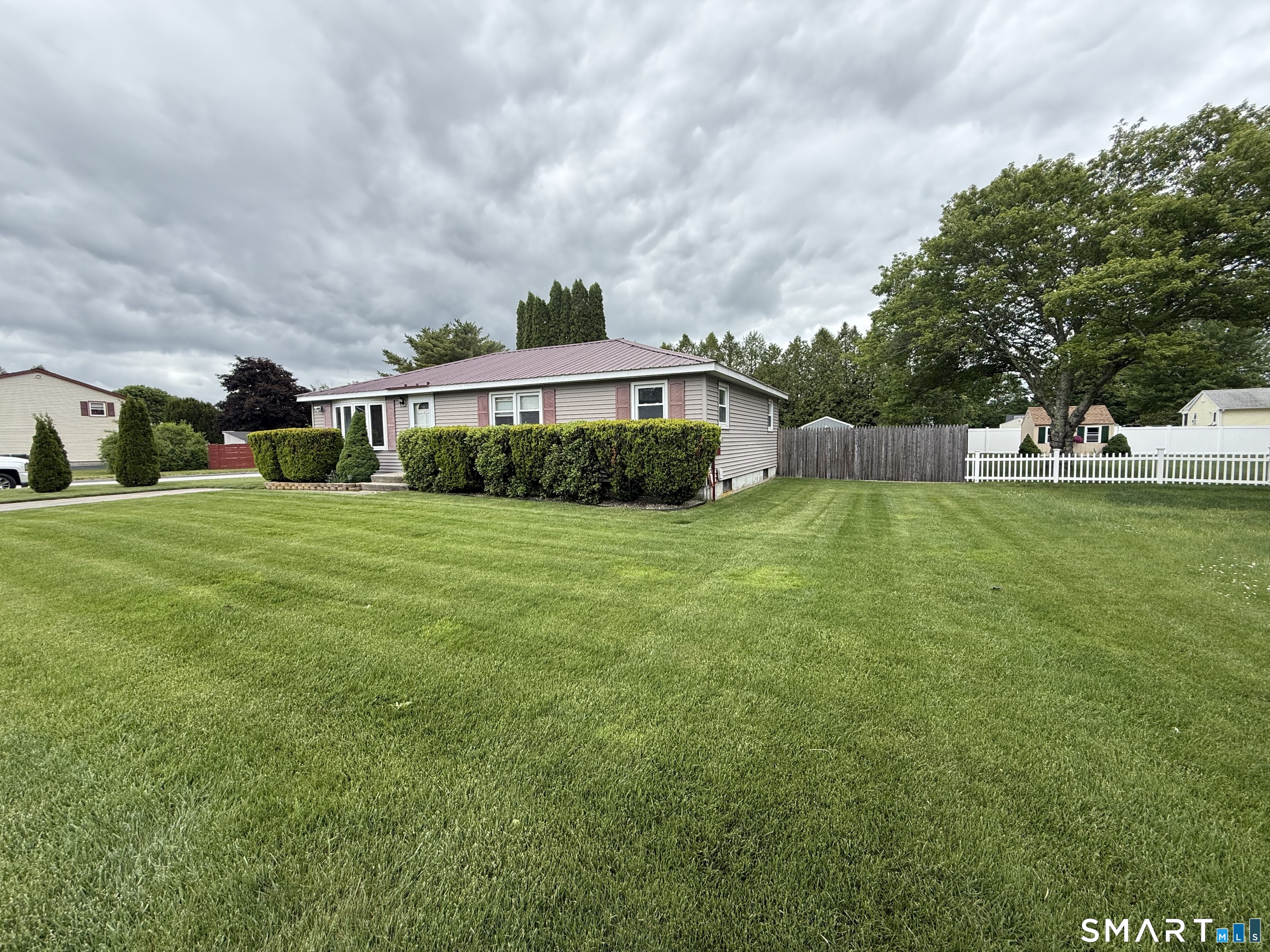 22 Porter Plain Road Thompson CT 06277