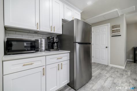 210 Highland Avenue West Haven CT 06516