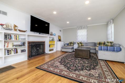 210 Highland Avenue West Haven CT 06516