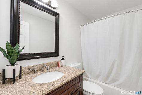 144 Green Manor Road Enfield CT 06082