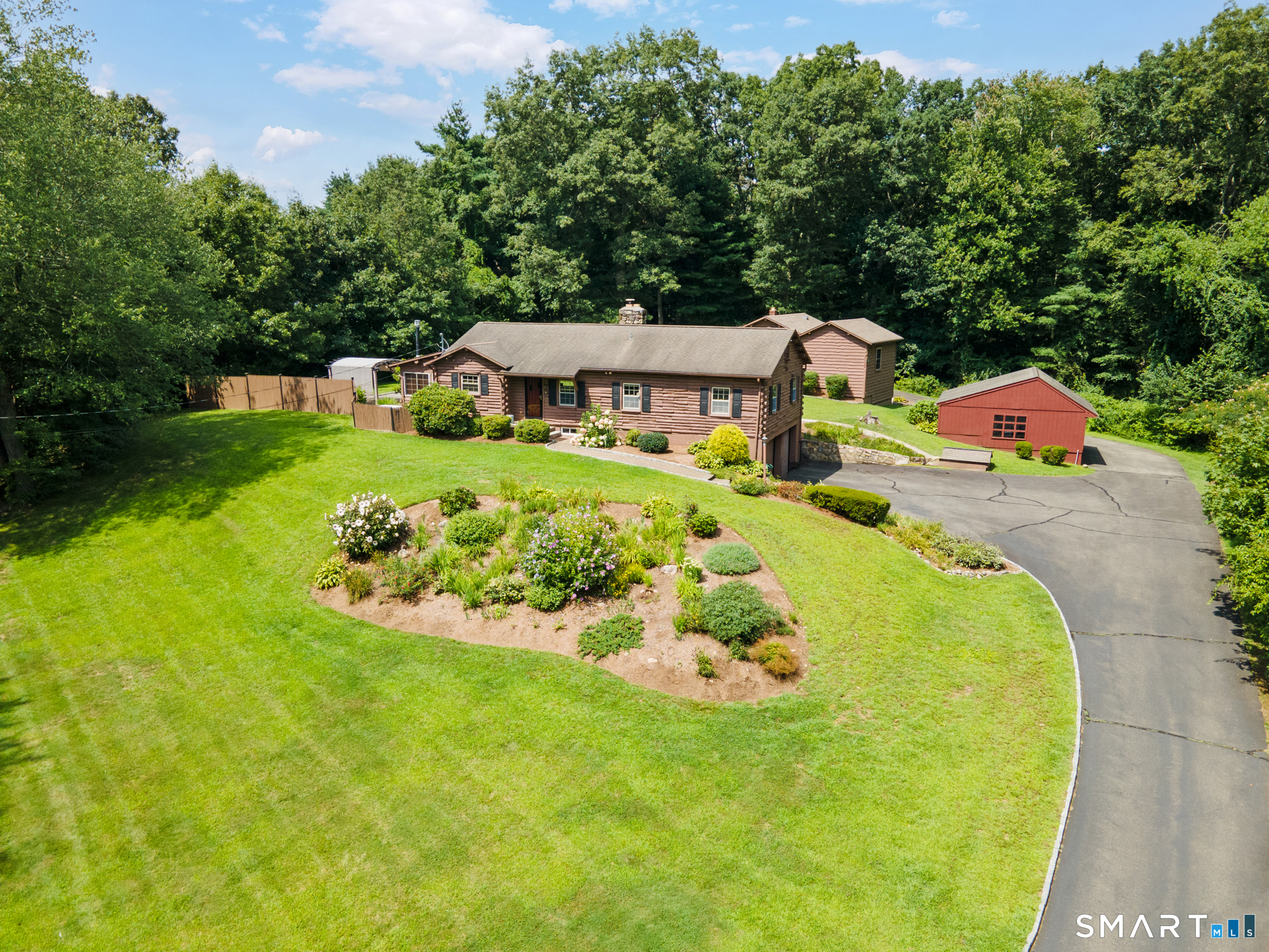 6 Meadow Brook Road Newtown CT 06470
