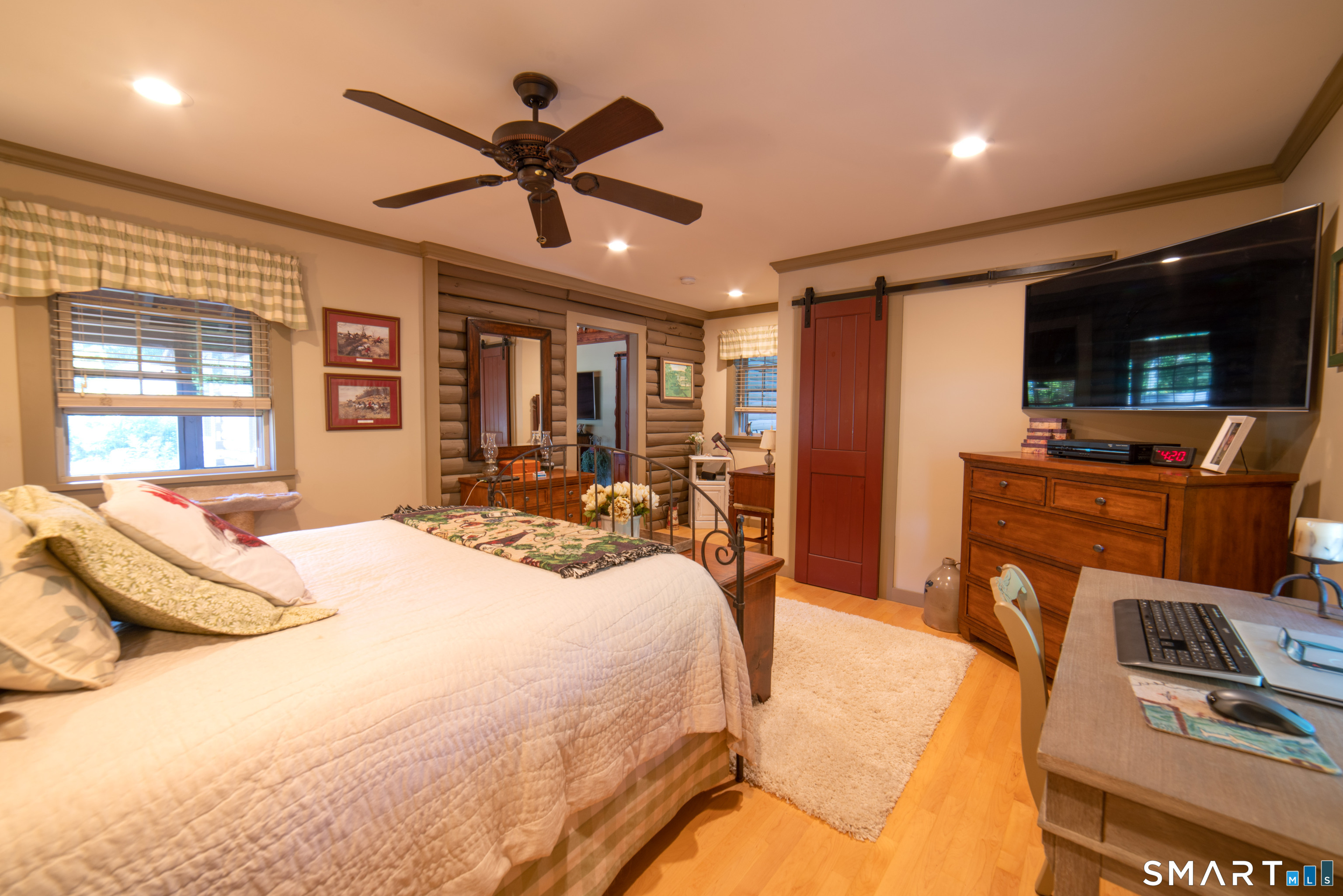 6 Meadow Brook Road Newtown CT 06470