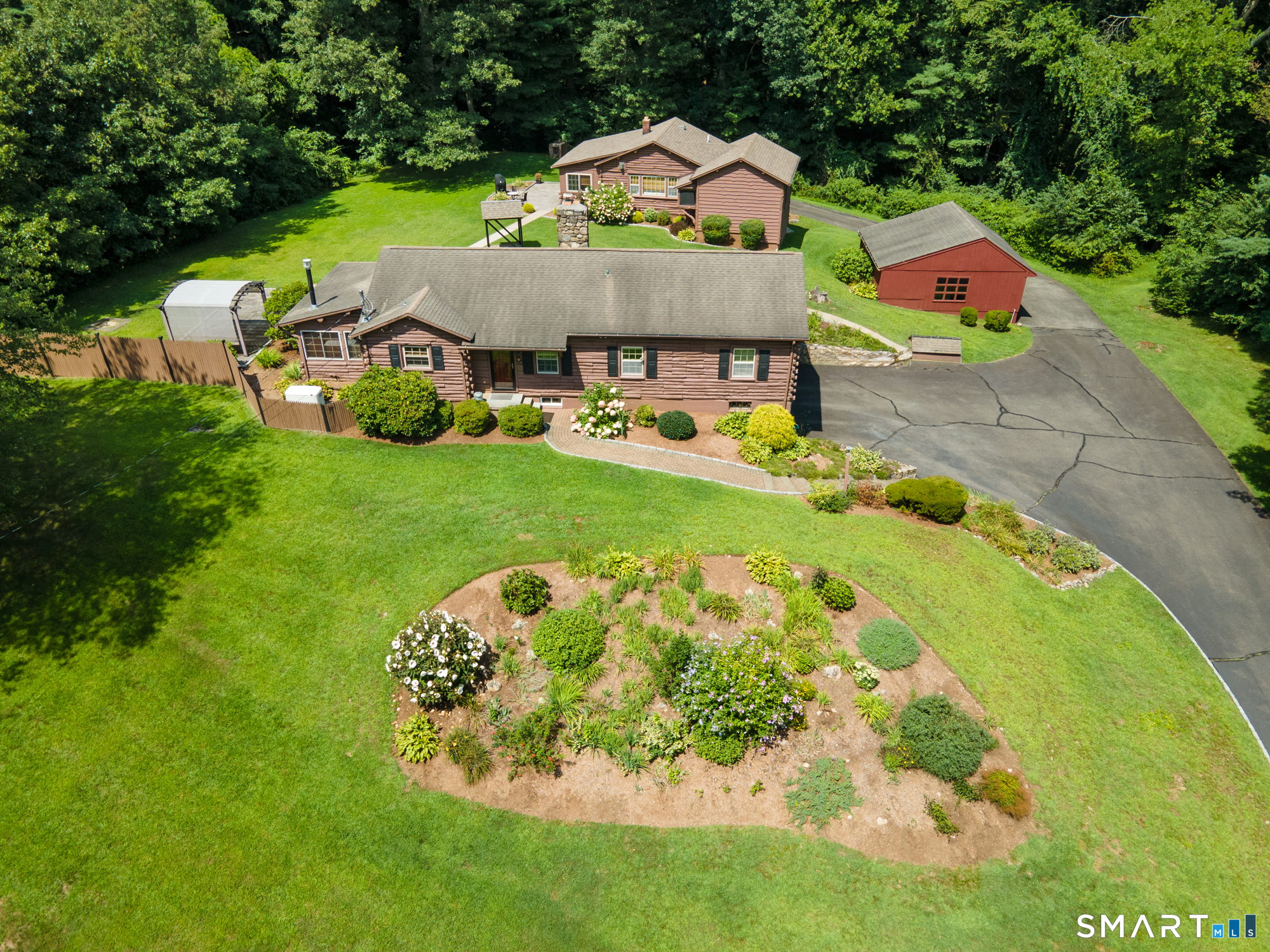 6 Meadow Brook Road Newtown CT 06470