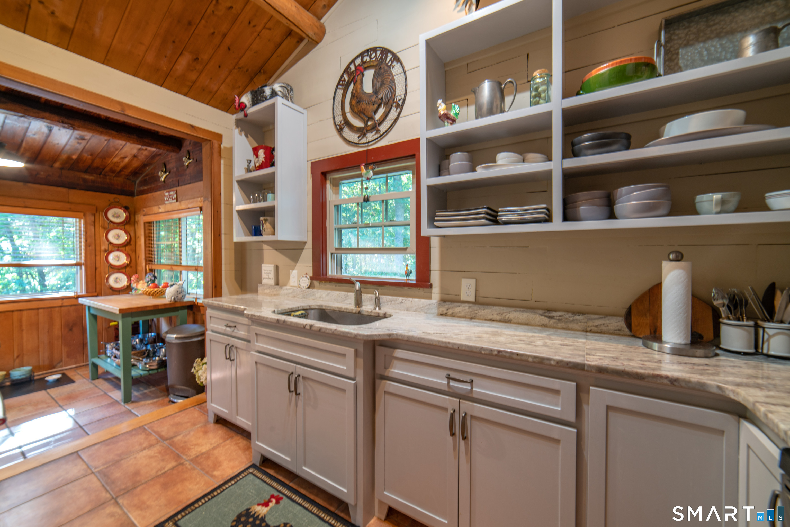 6 Meadow Brook Road Newtown CT 06470