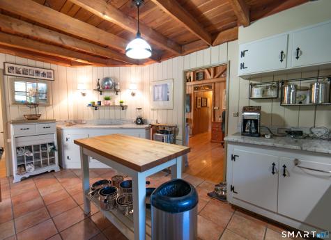 6 Meadow Brook Road Newtown CT 06470
