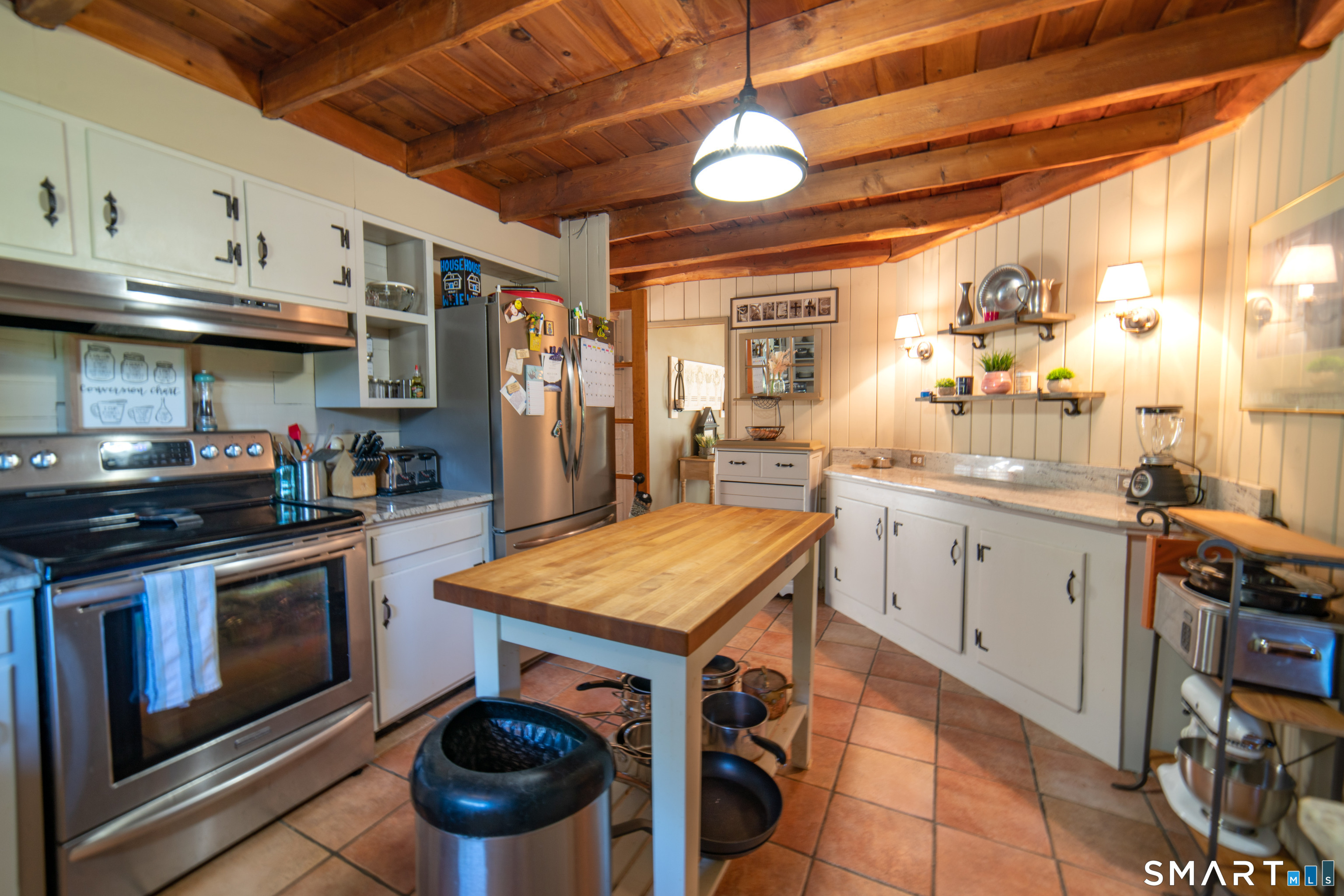 6 Meadow Brook Road Newtown CT 06470