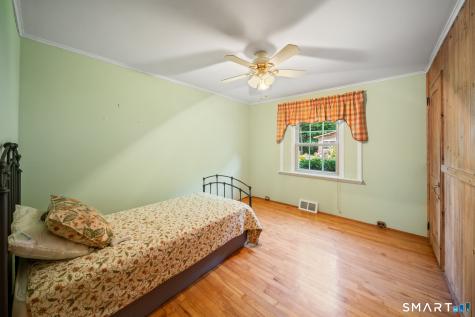 6 Meadow Brook Road Newtown CT 06470