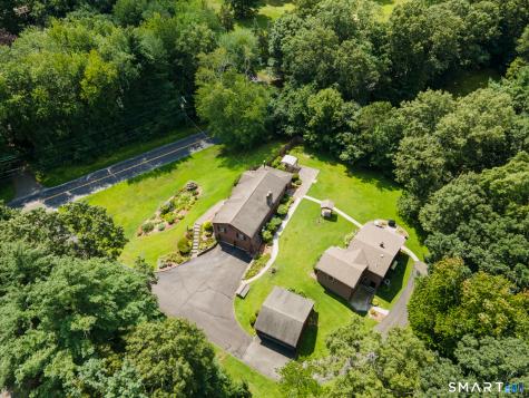6 Meadow Brook Road Newtown CT 06470