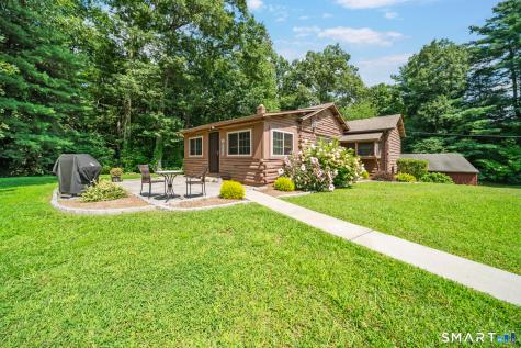 6 Meadow Brook Road Newtown CT 06470