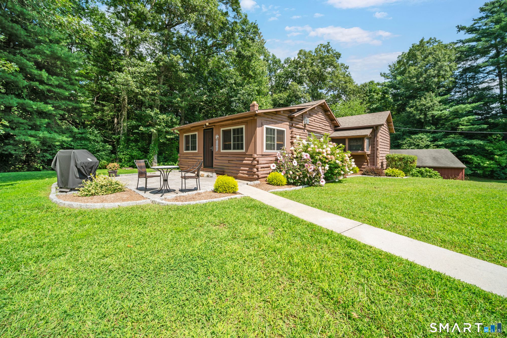 6 Meadow Brook Road Newtown CT 06470
