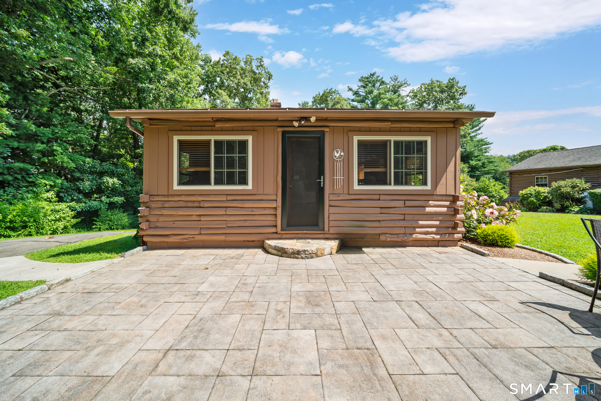 6 Meadow Brook Road Newtown CT 06470
