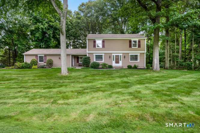 80 Ripton Parish Lane Stratford CT 06614