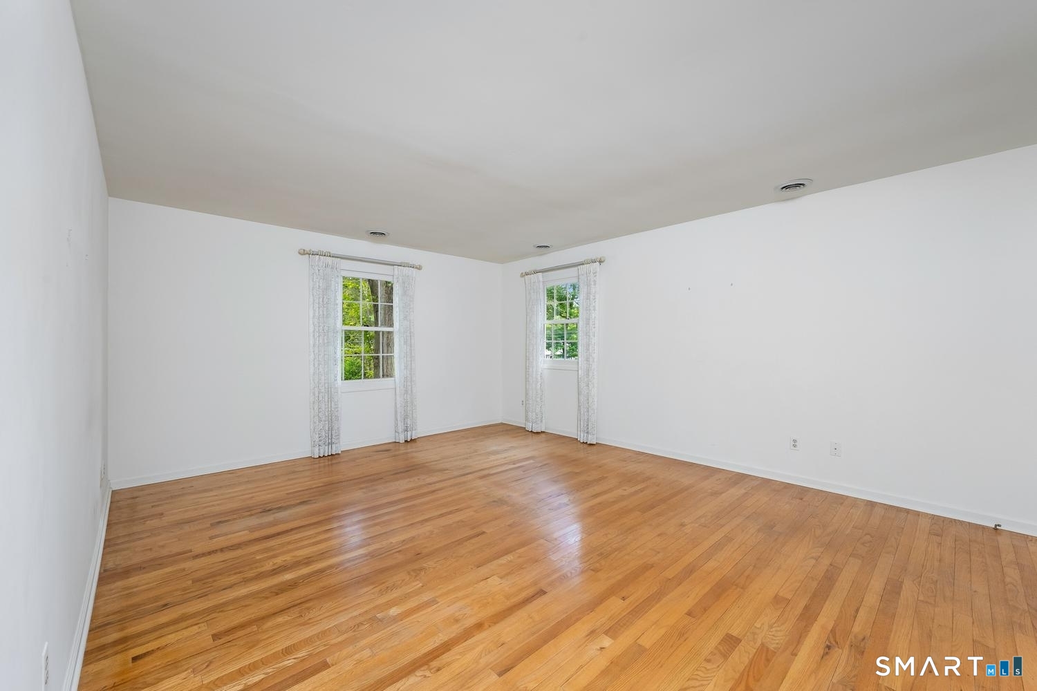 80 Ripton Parish Lane Stratford CT 06614