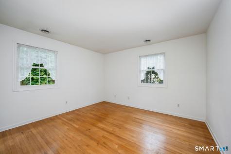 80 Ripton Parish Lane Stratford CT 06614