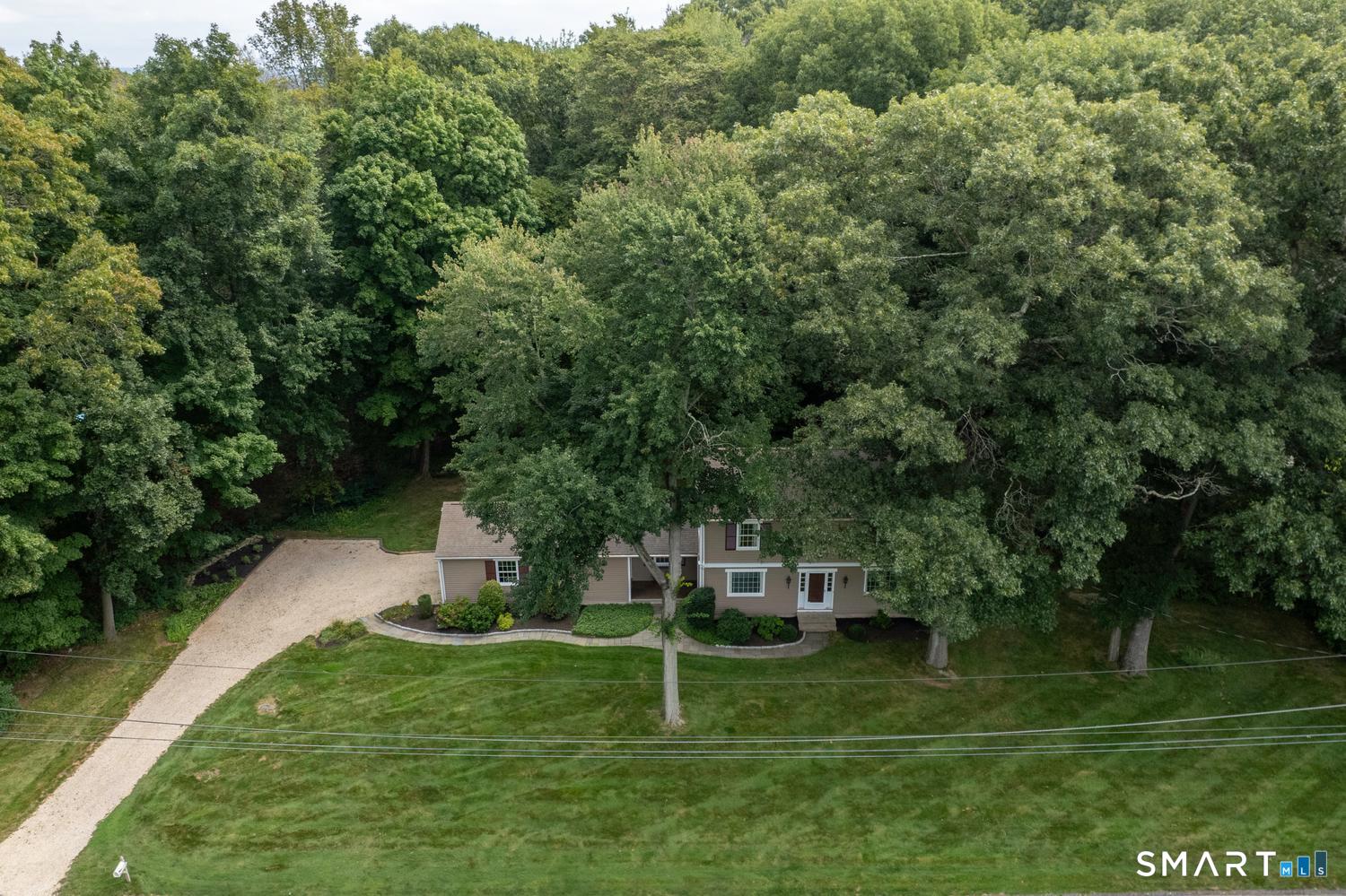 80 Ripton Parish Lane Stratford CT 06614