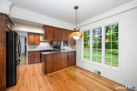 80 Ripton Parish Lane Stratford CT 06614