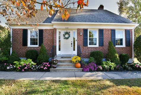 120 Round Hill Road Bristol CT 06010