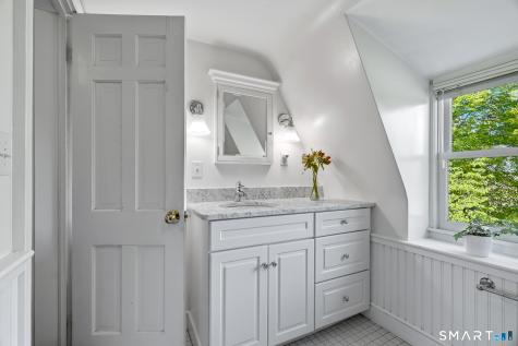 1335 Pequot Trail Stonington CT 06378