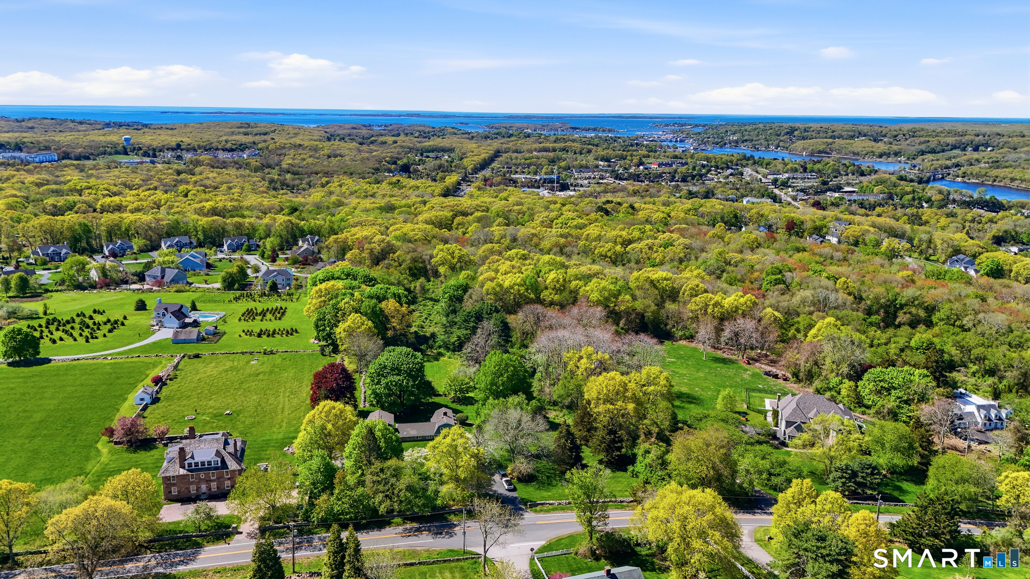 1335 Pequot Trail Stonington CT 06378