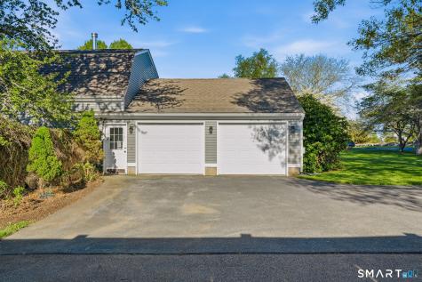 1335 Pequot Trail Stonington CT 06378
