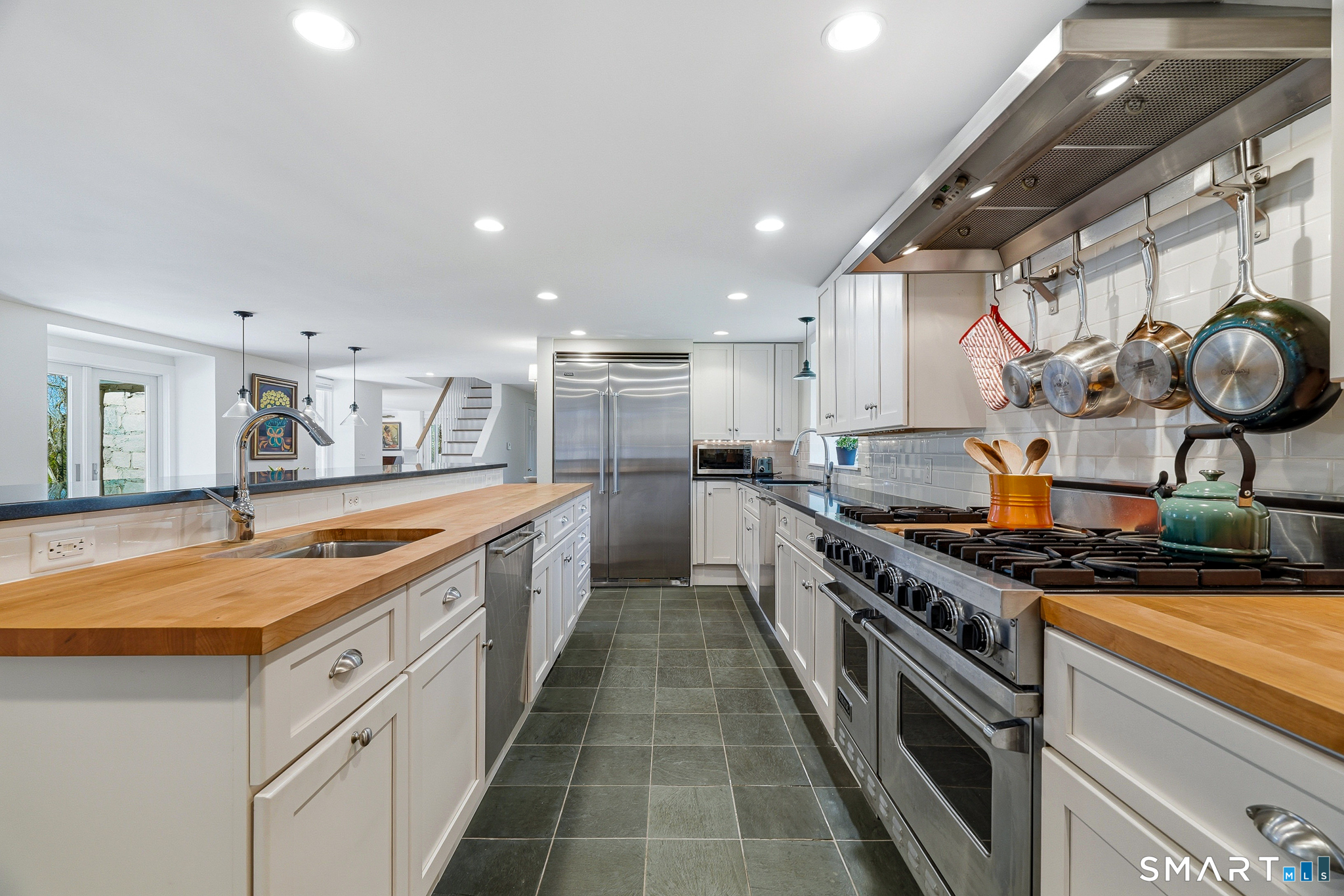 1335 Pequot Trail Stonington CT 06378
