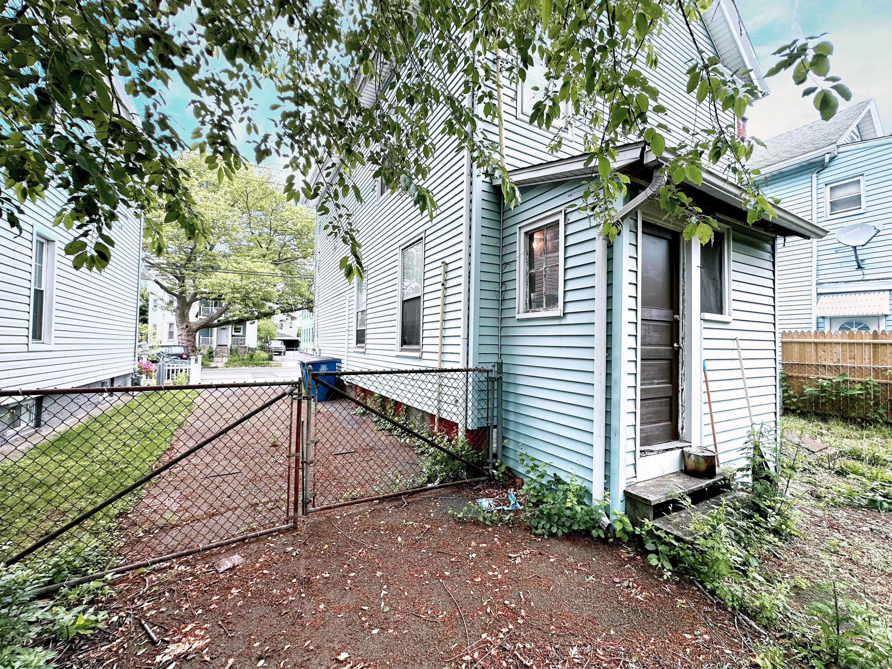 26 Lamberton Street New Haven CT 06519