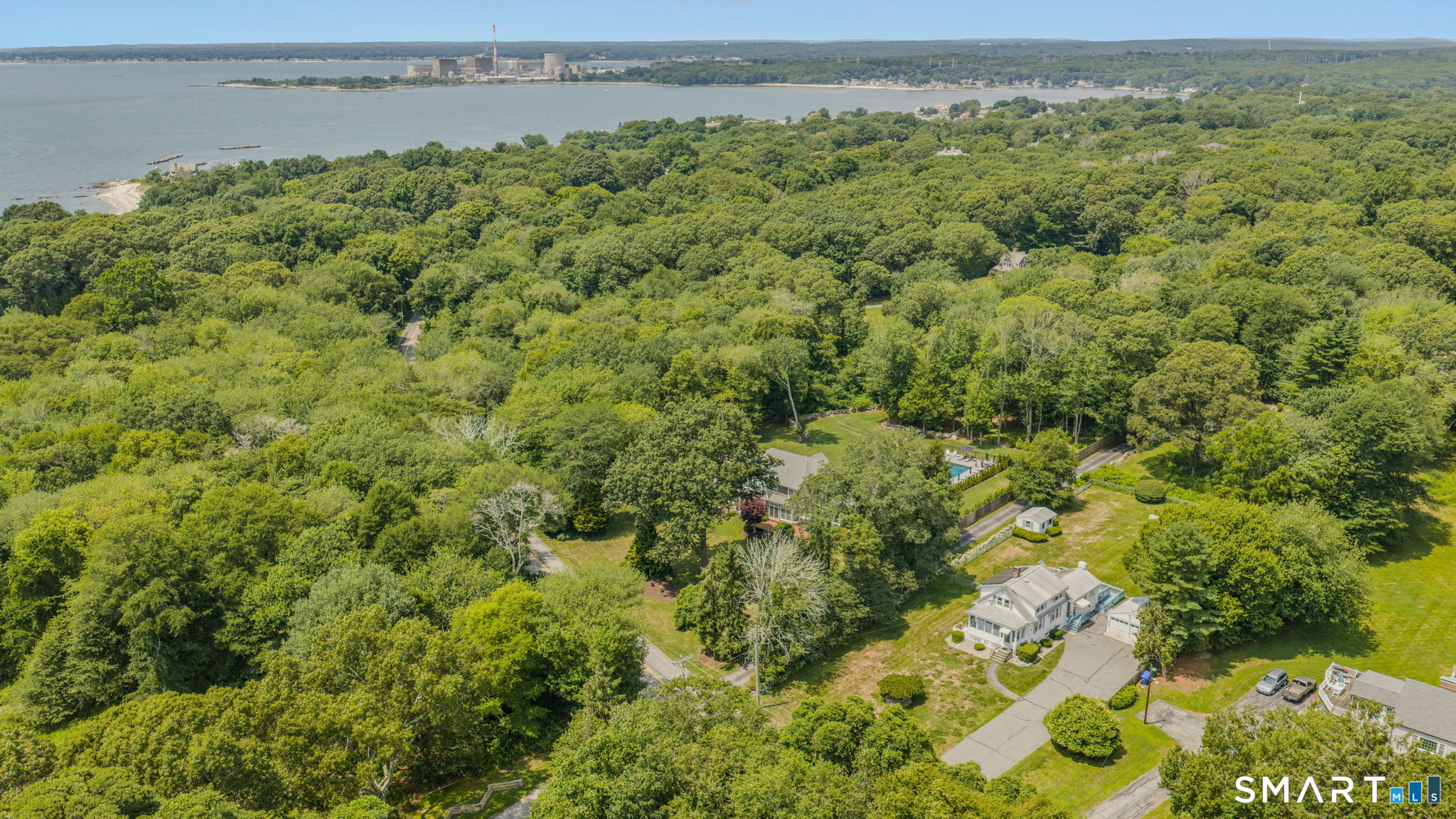 47 Shore Road Waterford CT 06385