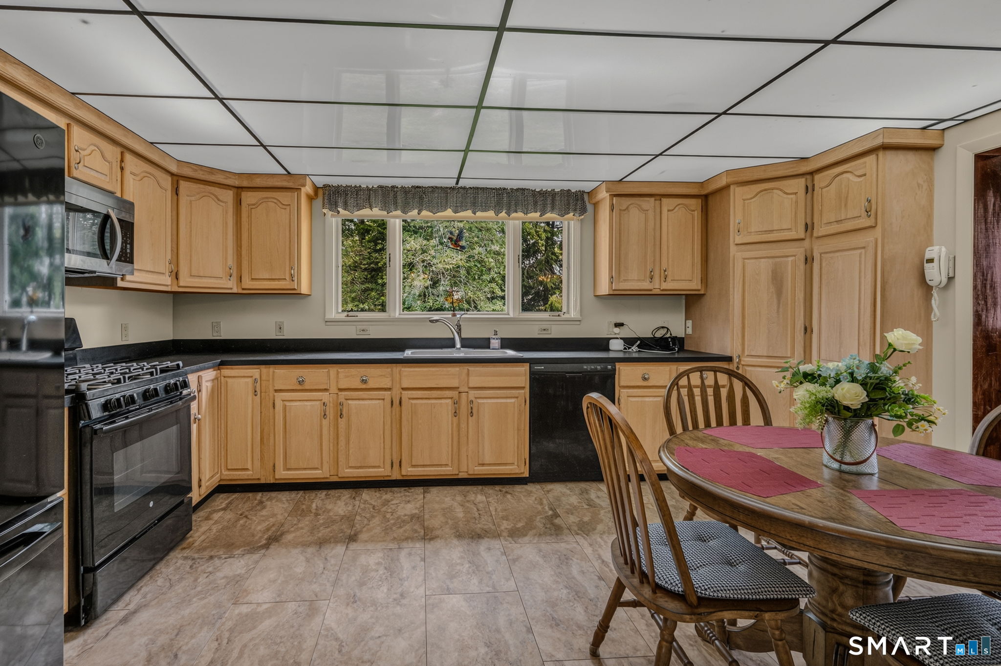 47 Shore Road Waterford CT 06385