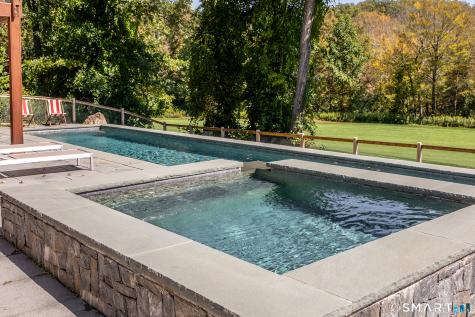 6 River Bend Lane Sherman CT 06784