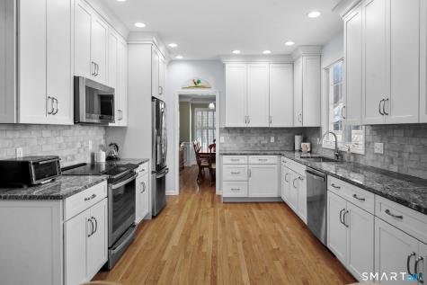28 Rushbrooke Lane Shelton CT 06484