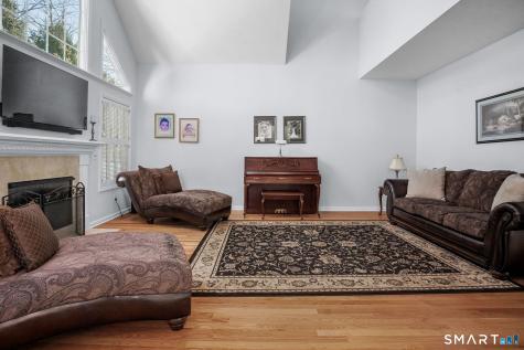 28 Rushbrooke Lane Shelton CT 06484