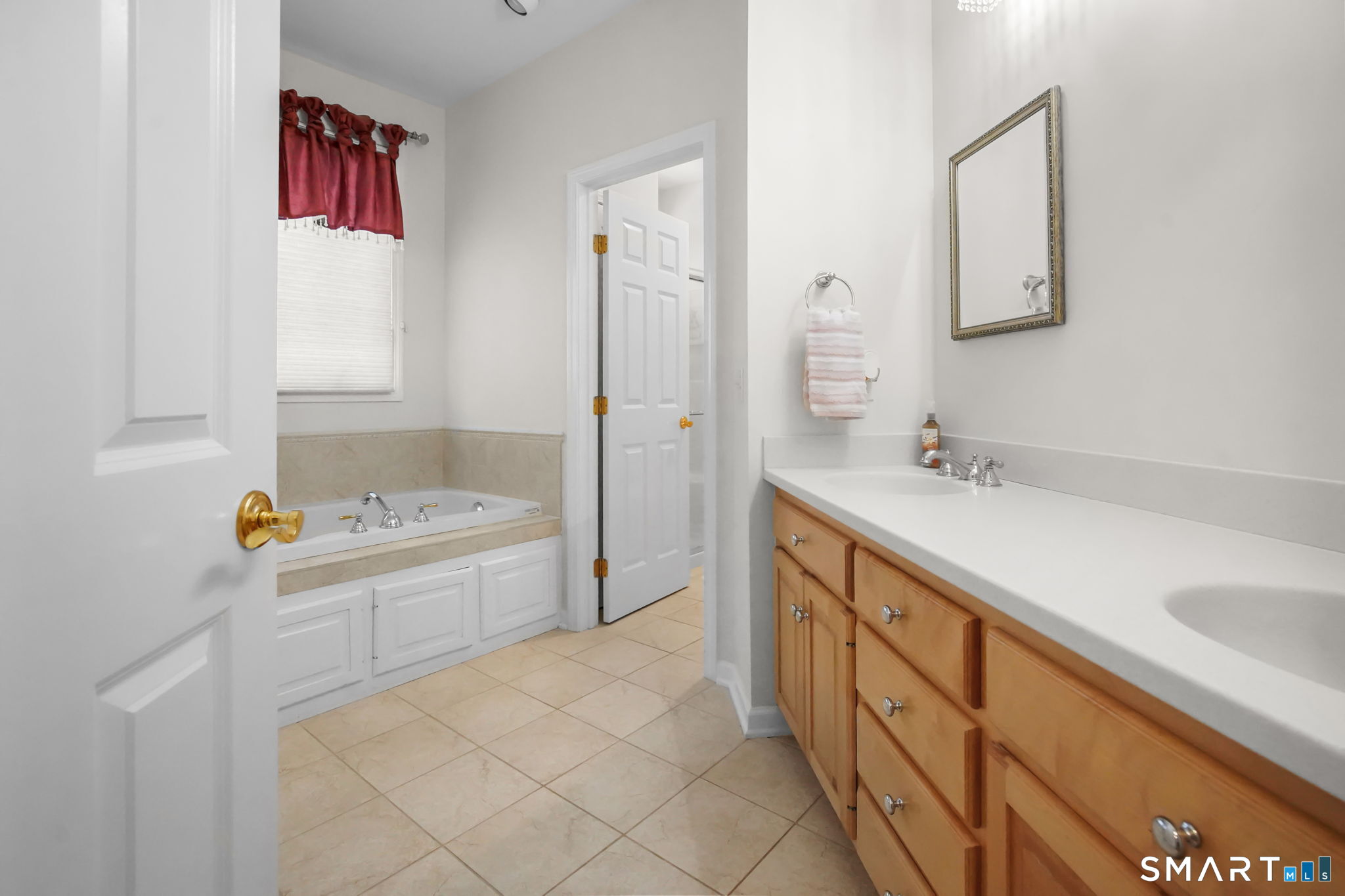 28 Rushbrooke Lane Shelton CT 06484