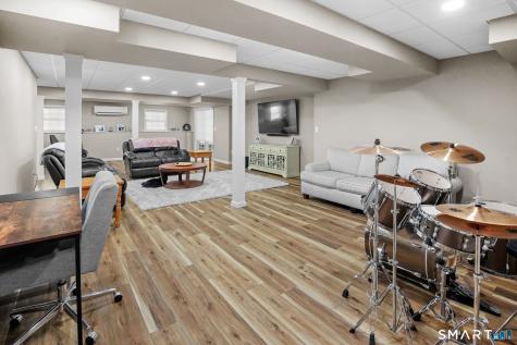 28 Rushbrooke Lane Shelton CT 06484