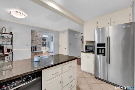 53 Del Prado Drive Bristol CT 06010