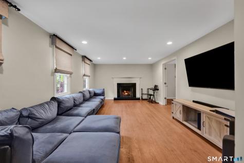 53 Del Prado Drive Bristol CT 06010